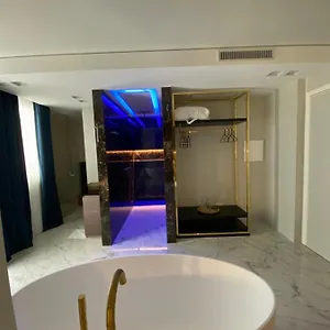https://re-david-dimore-di-charme.barihotels.org